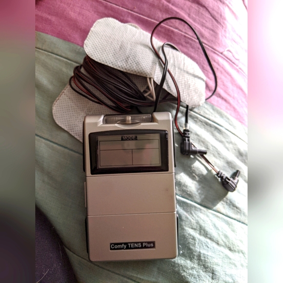 EMS/TENS MACHINE - Picture 1 of 10
